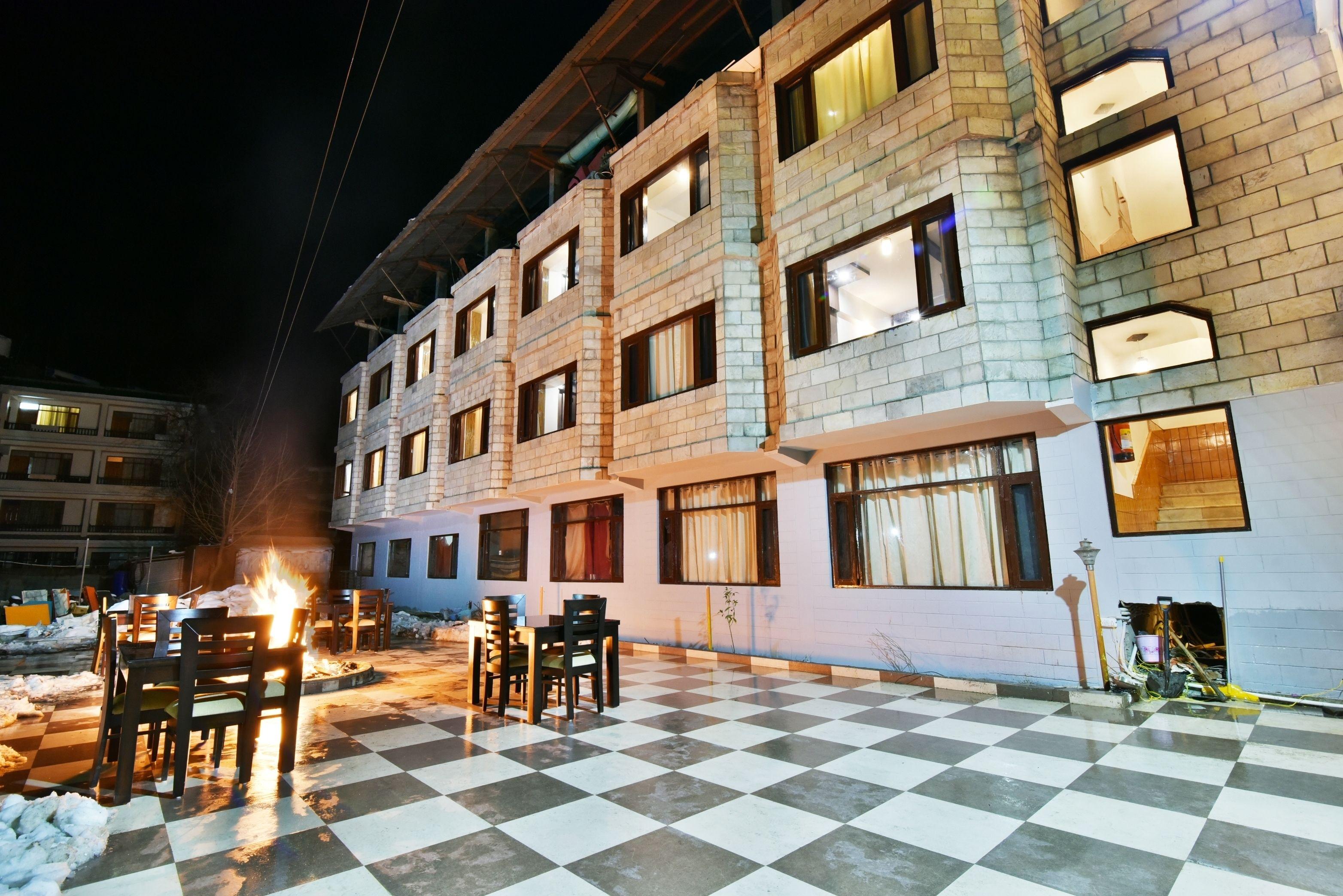 Kapoor Resort By Dls Hotels - Manali (Himachal Pradesh) — Photos 1
