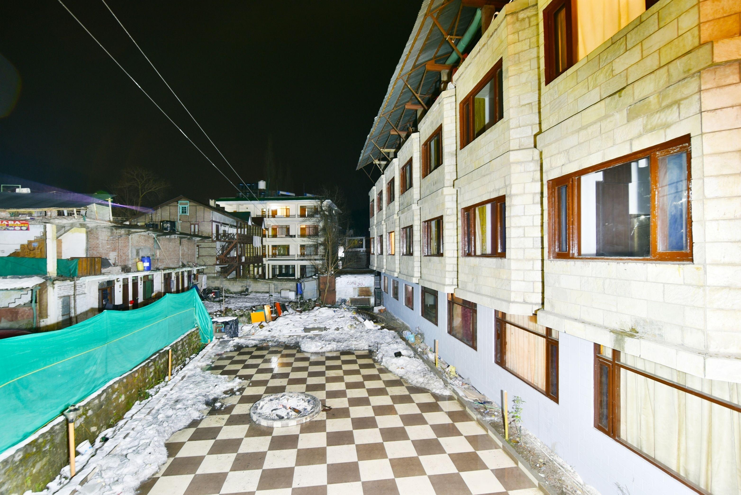 Kapoor Resort By Dls Hotels - Manali (Himachal Pradesh) — Photos 3